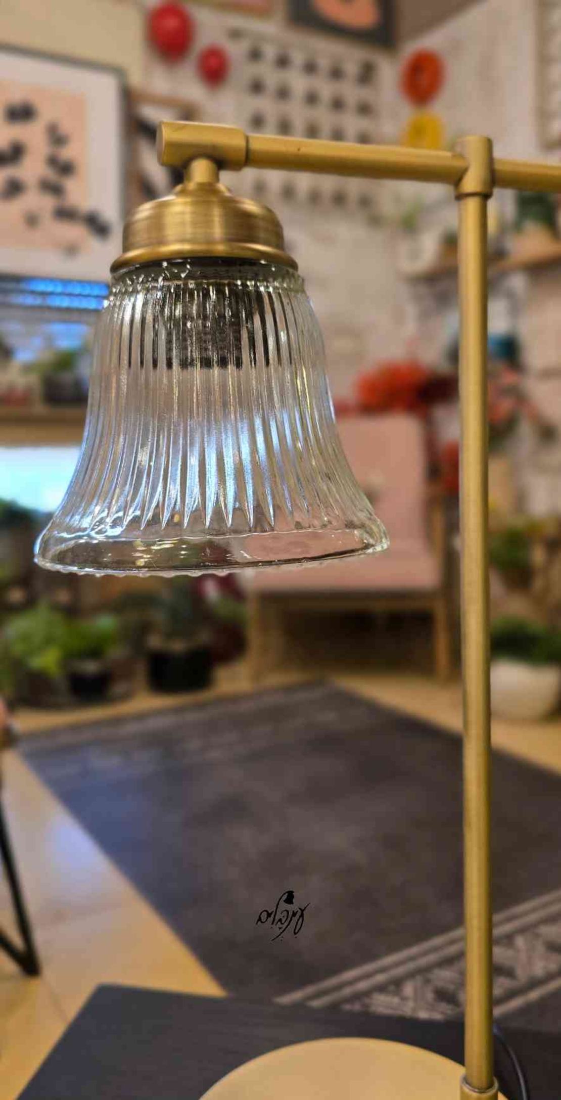 מנורת שירי זכוכית דנון