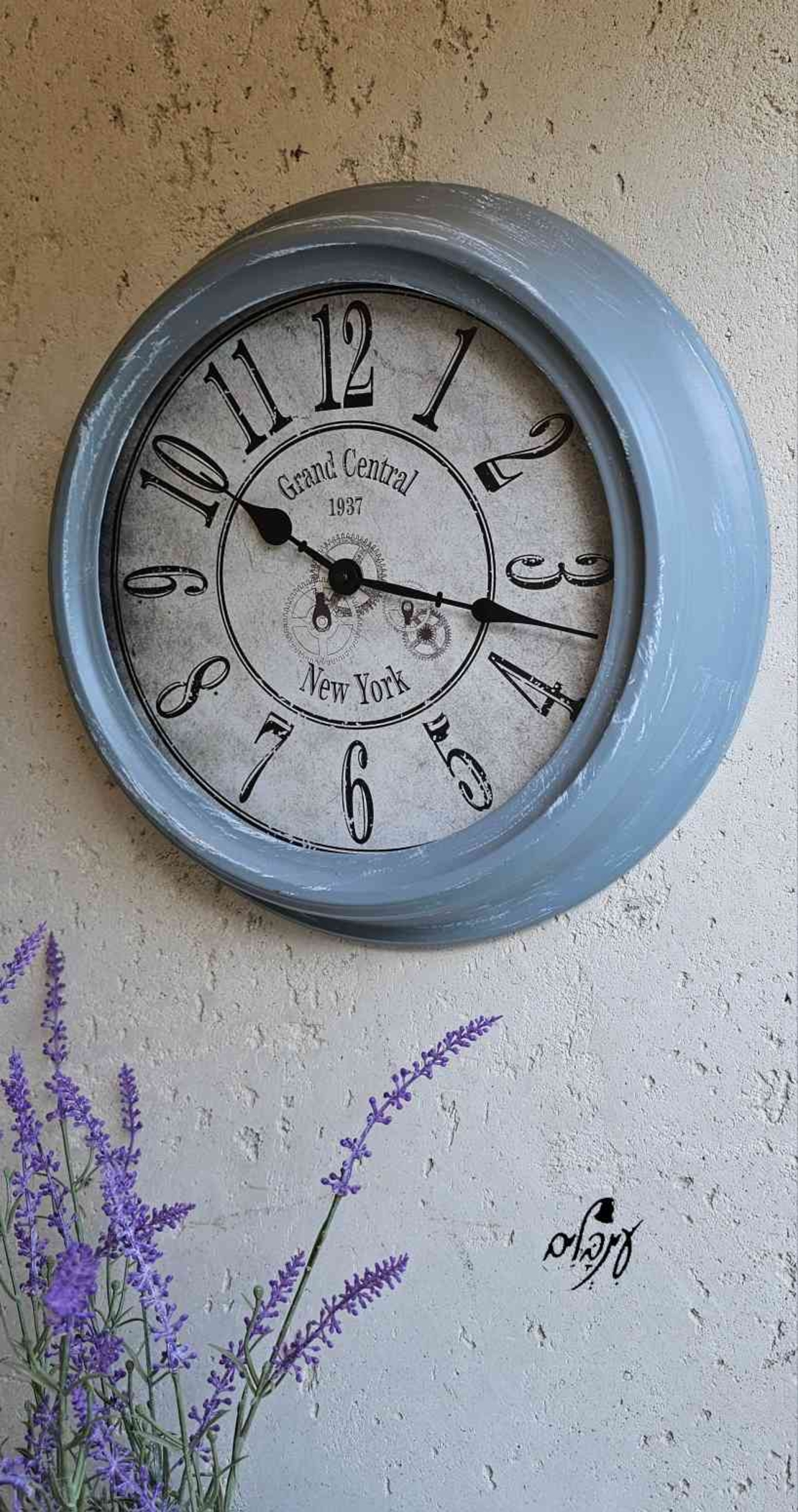 שעון וינטג' אפור