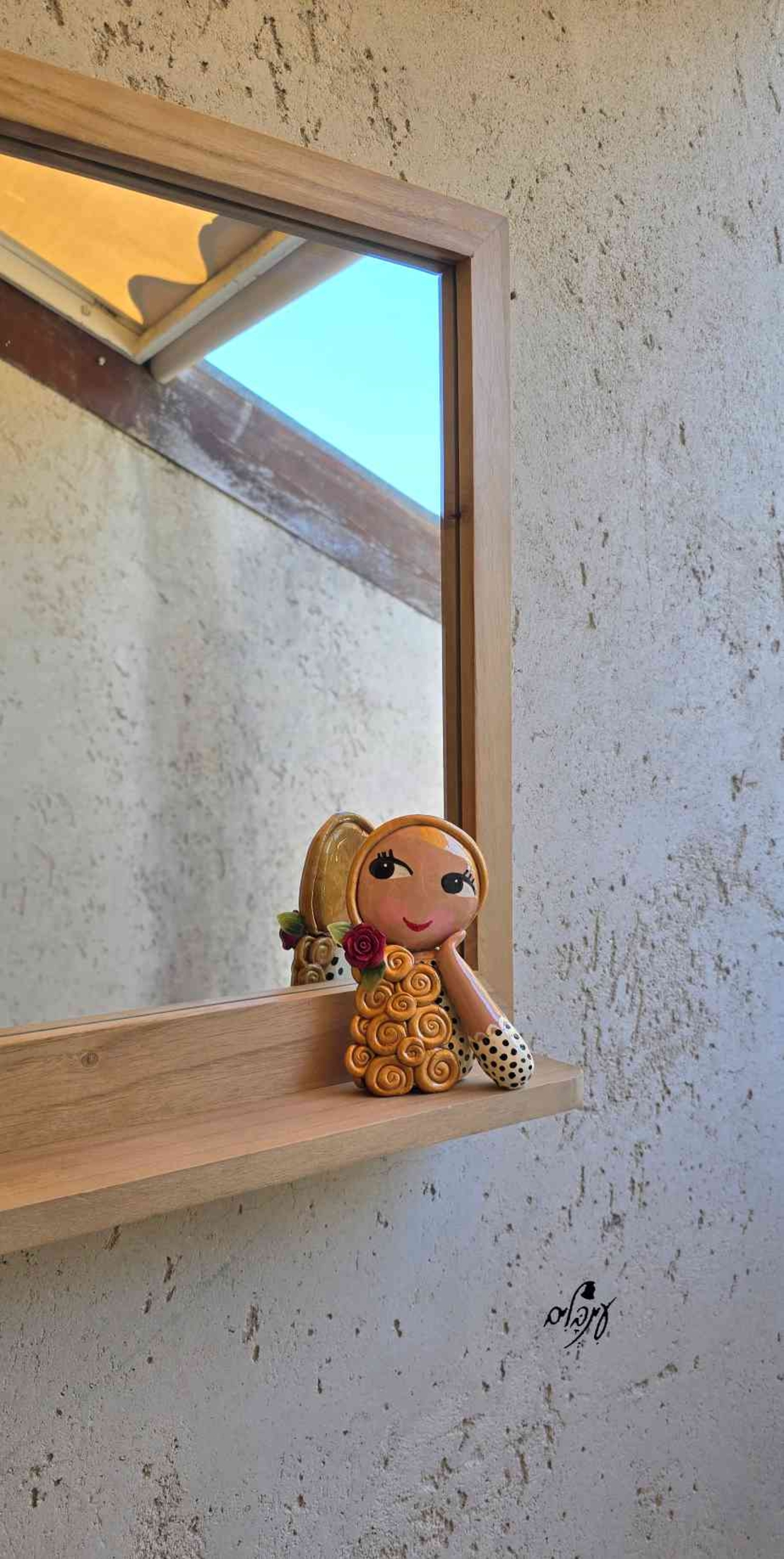 מראת מדף עץ