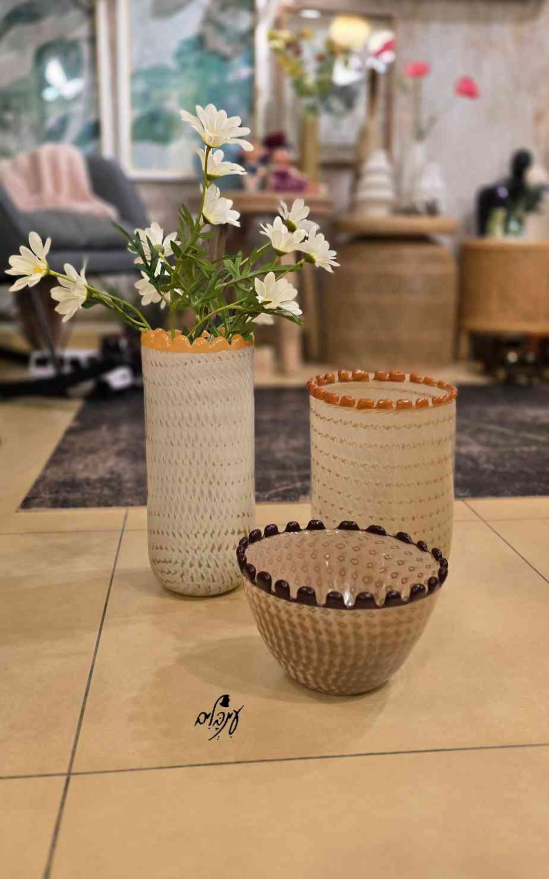 כד זכוכית מעוטר 2