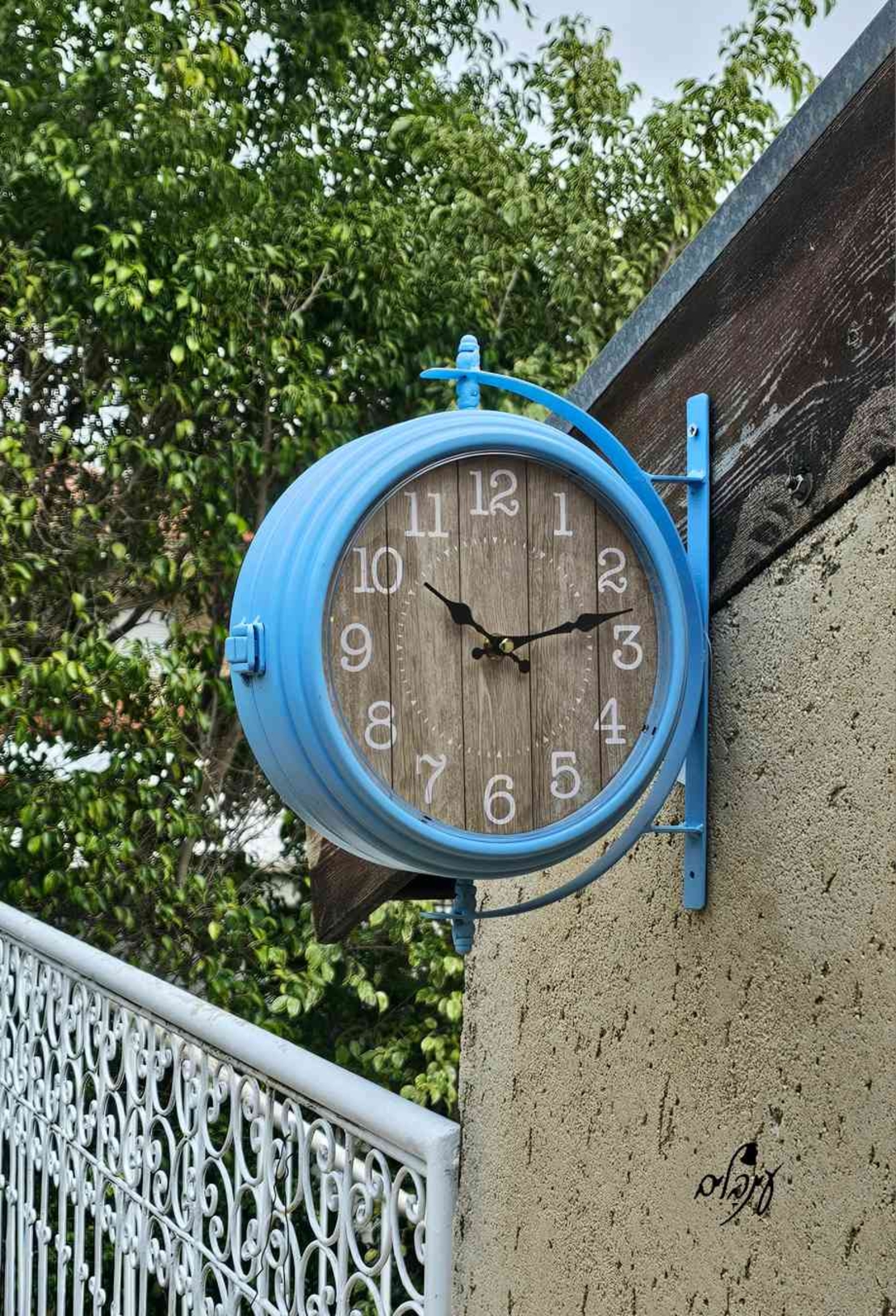 שעון רכבת תכלת