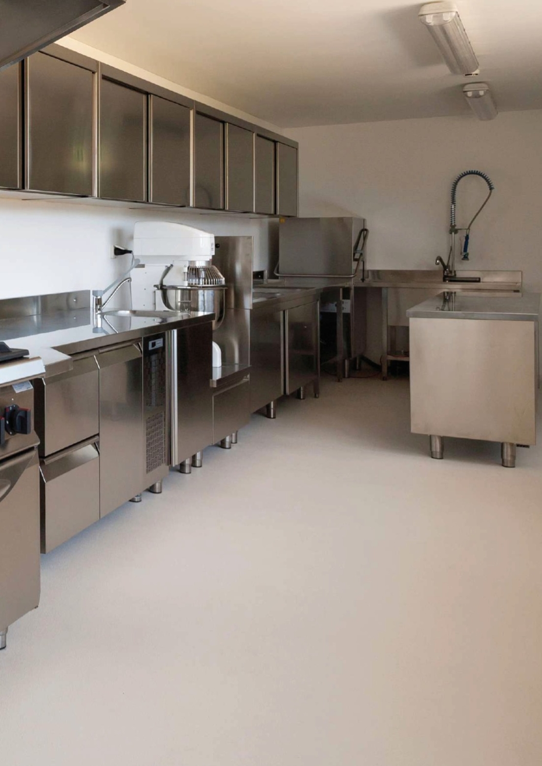 ברז נשלף למטבח תעשייתי Kitchen 7104 יועם