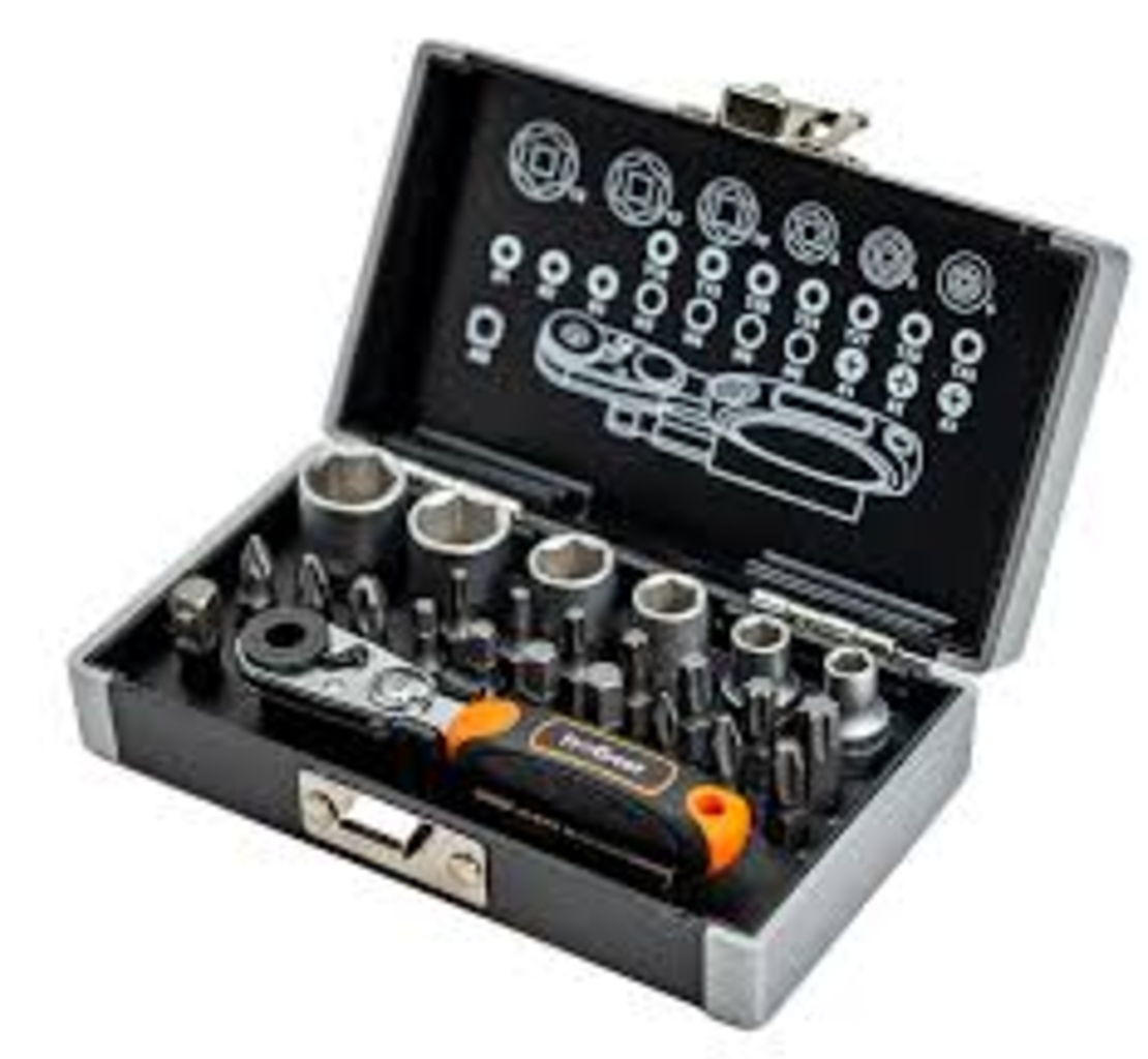 סט ביטים 26 יח מס 70 +ראצט 1\4 ביטים אלן PROGREAT