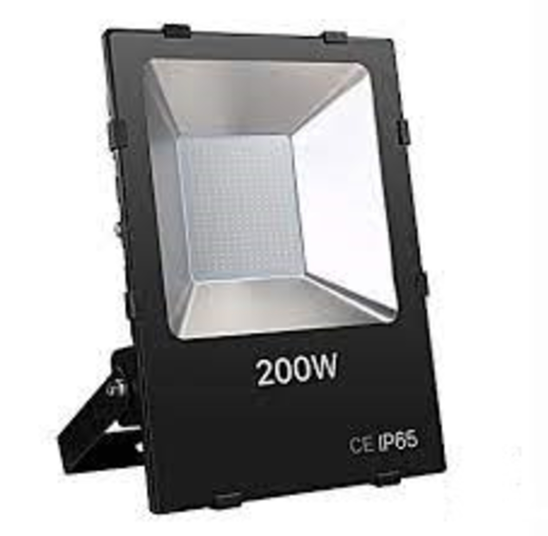 פרוזקטור לד 200W צבע לבן קר SMD גוף שחור