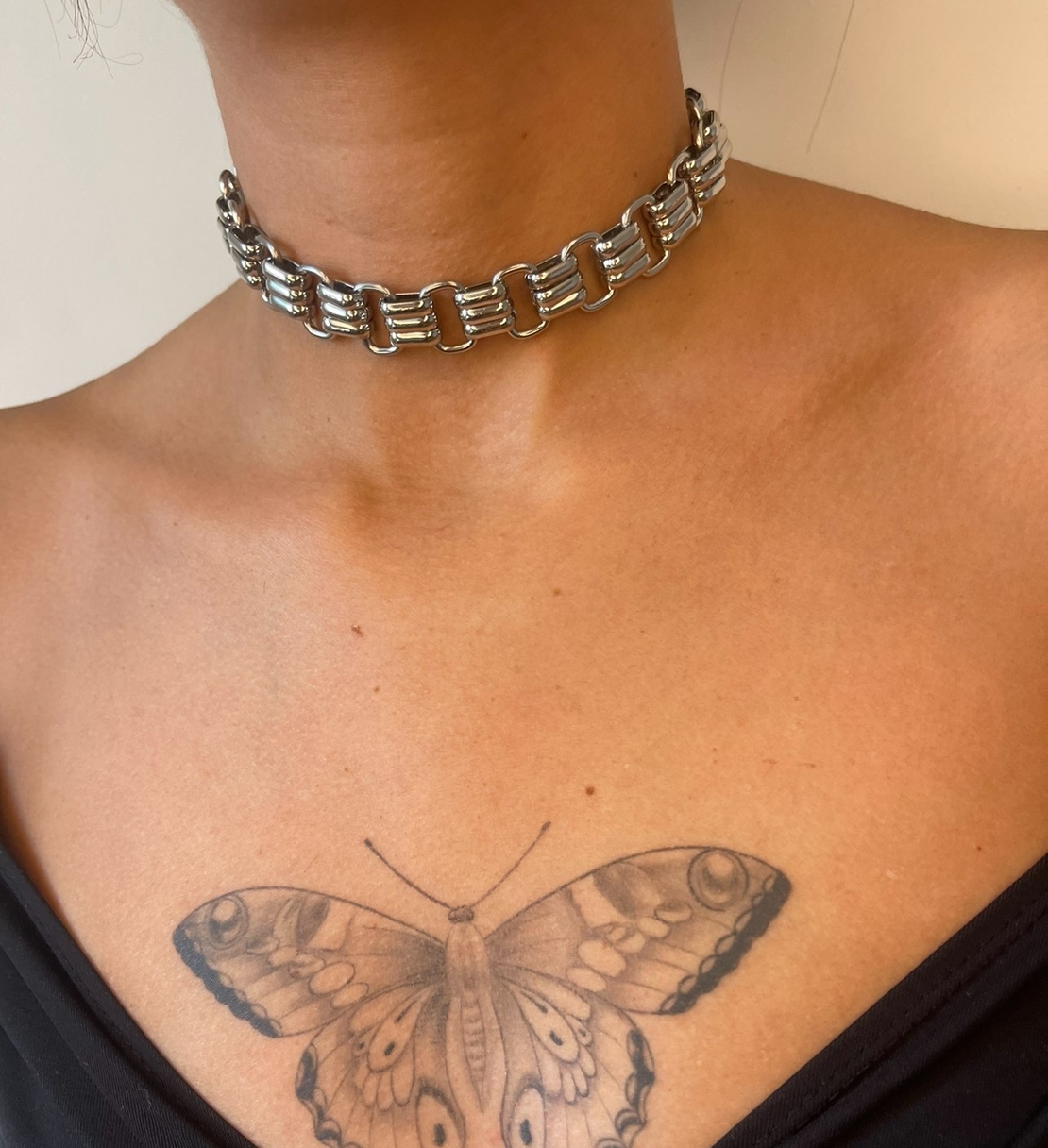 Izabell choker