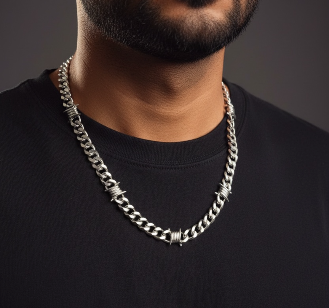 Wire barbed necklace