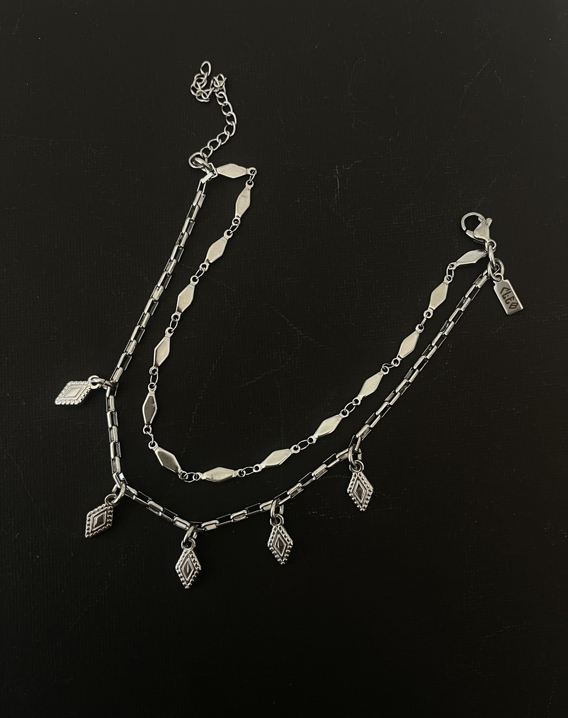 Double rhombus anklet
