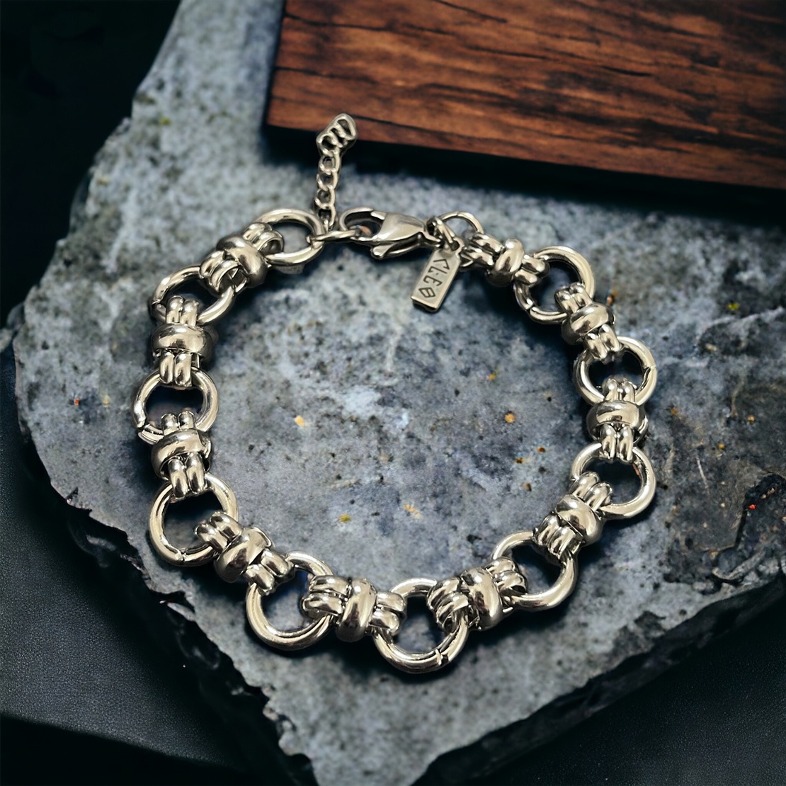NIKOL bracelet
