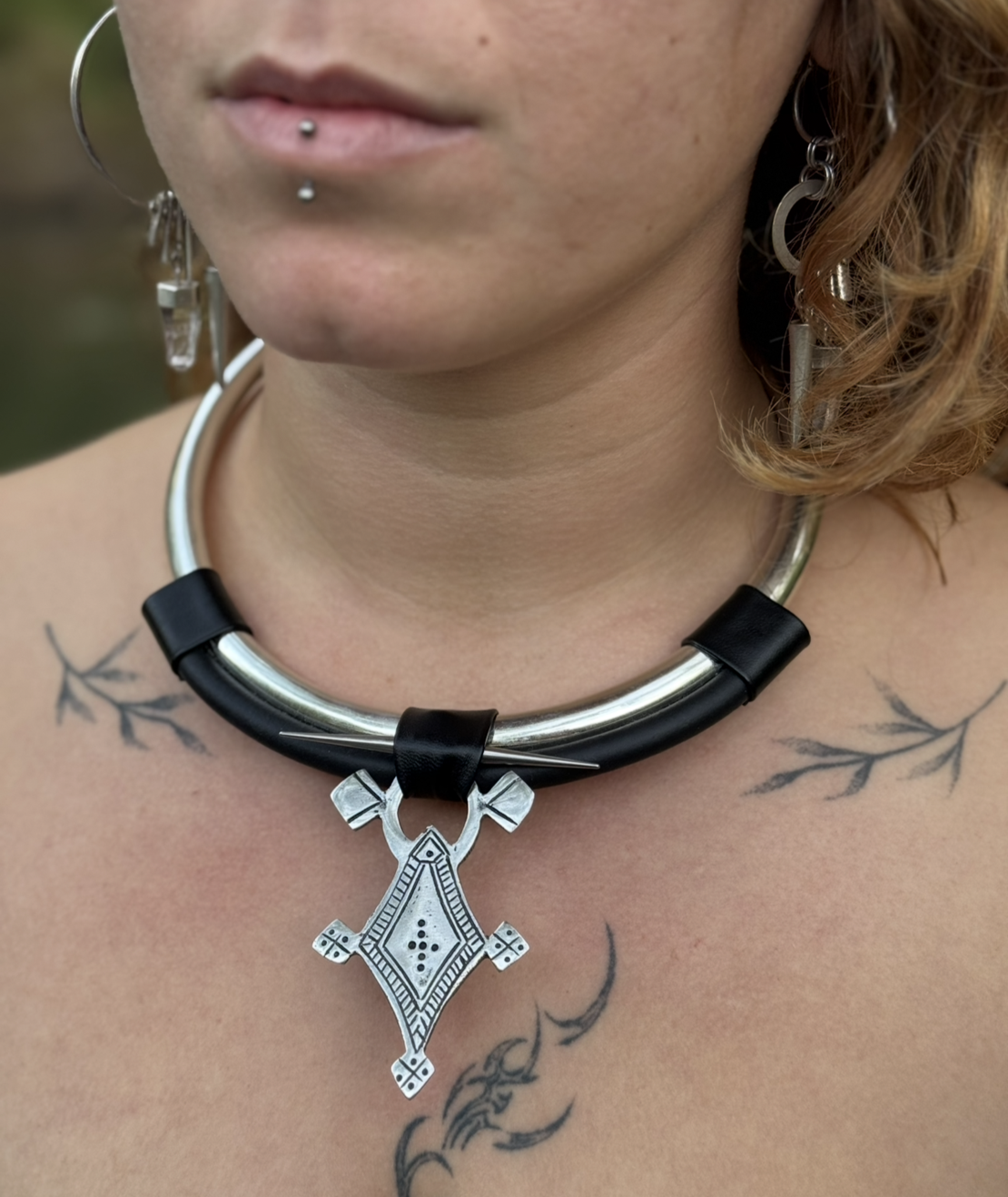 Dark tuareg necklace - one piece