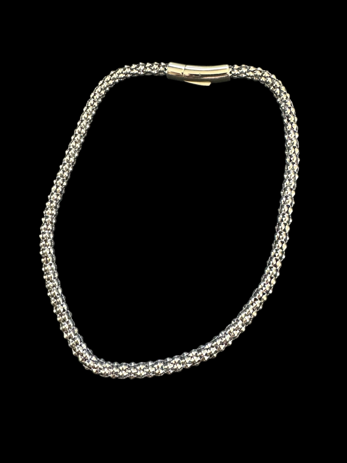 Popcorn choker