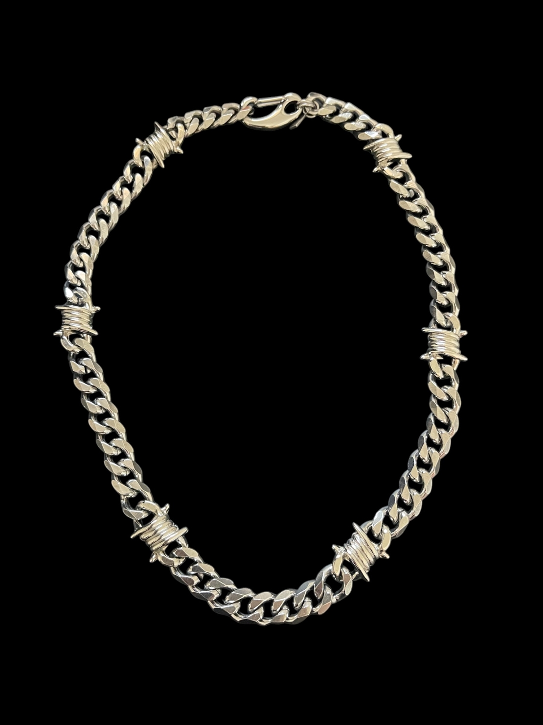 Wire barbed necklace