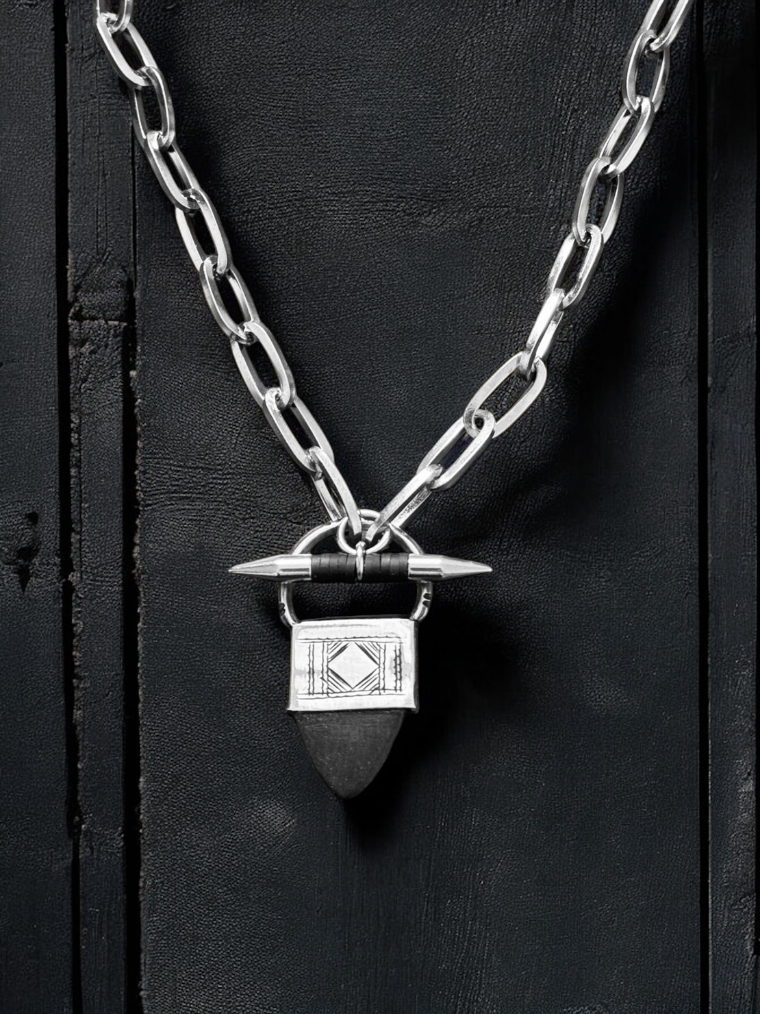 Farida necklace