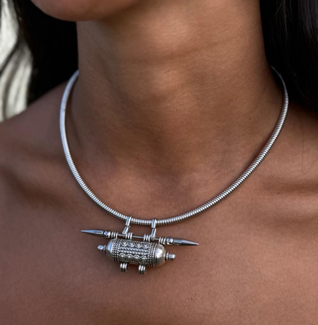 Nefertiti snake choker