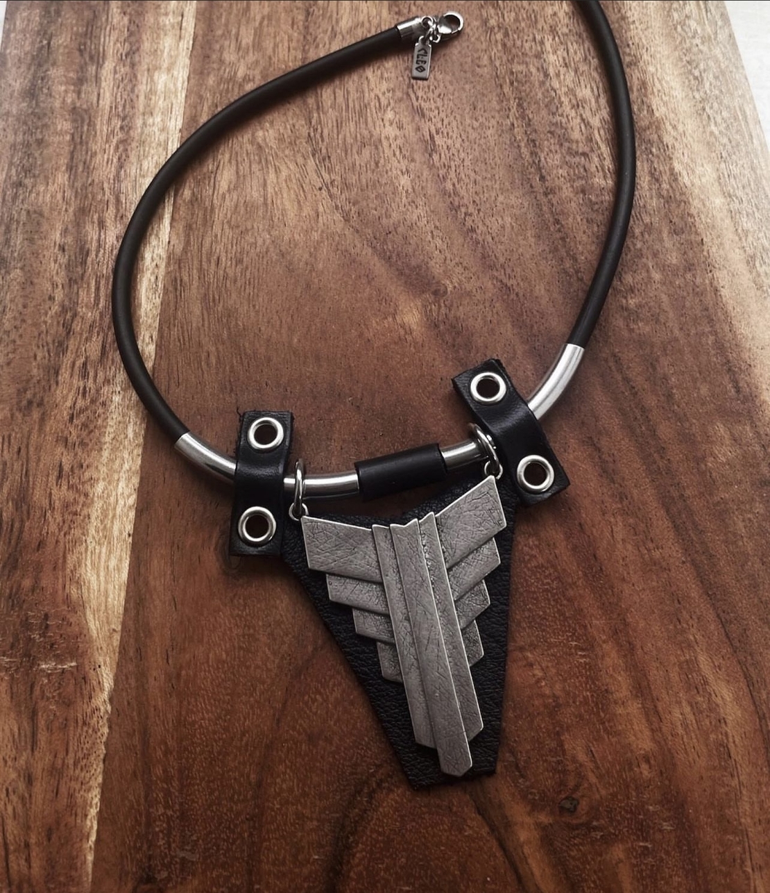 GILI-metric necklace