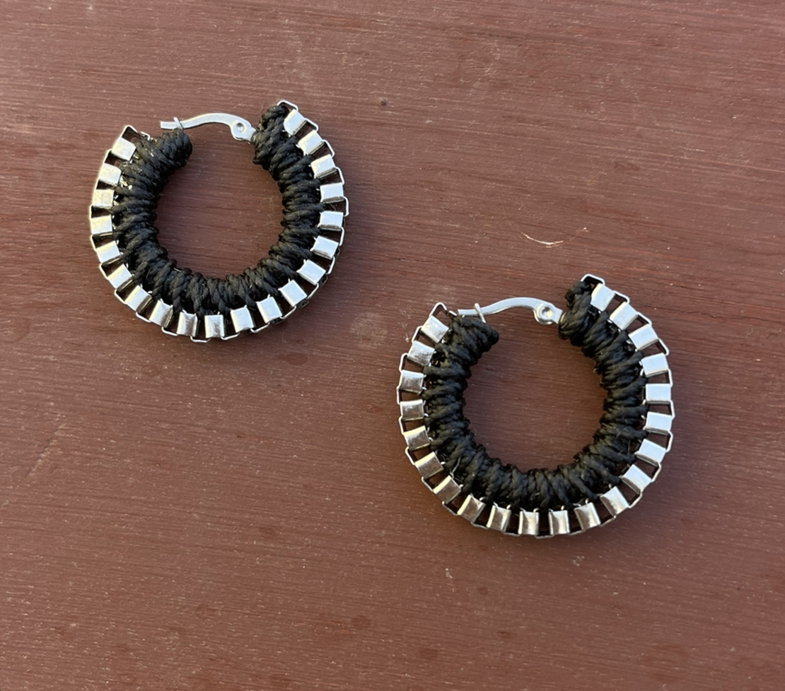 Dark Cleo earrings