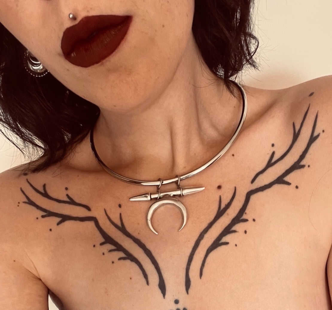 La Luna choker