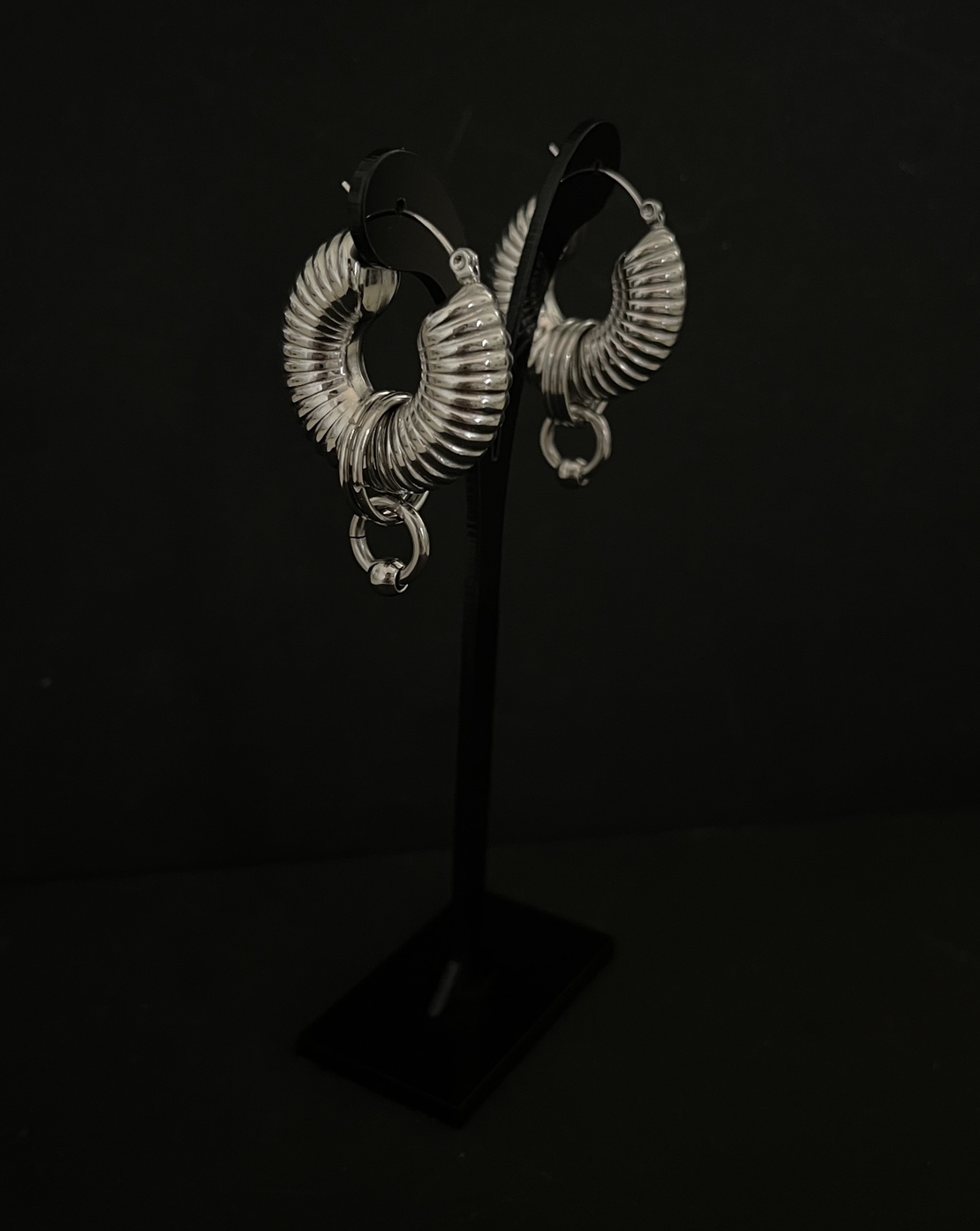 Nefertiti earrings