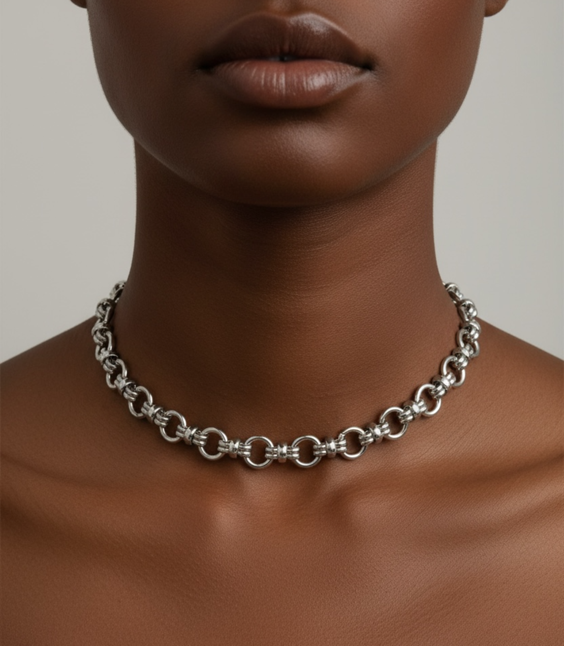 Nikol choker