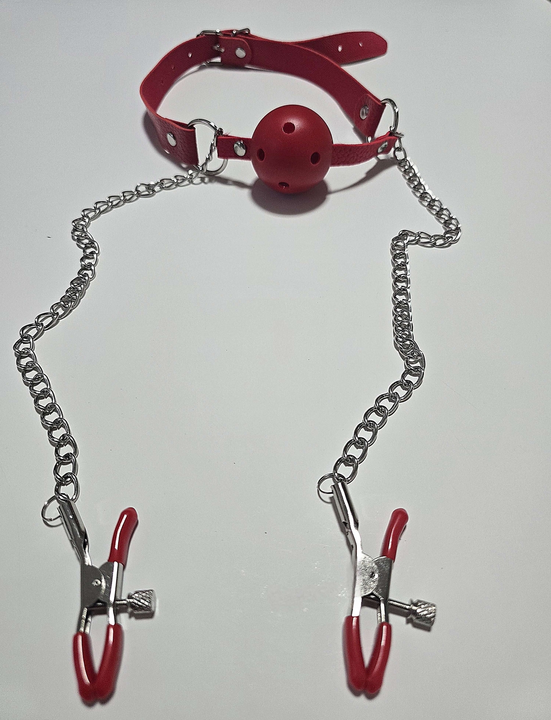 מחסום פה מחובר למצבי פטמות