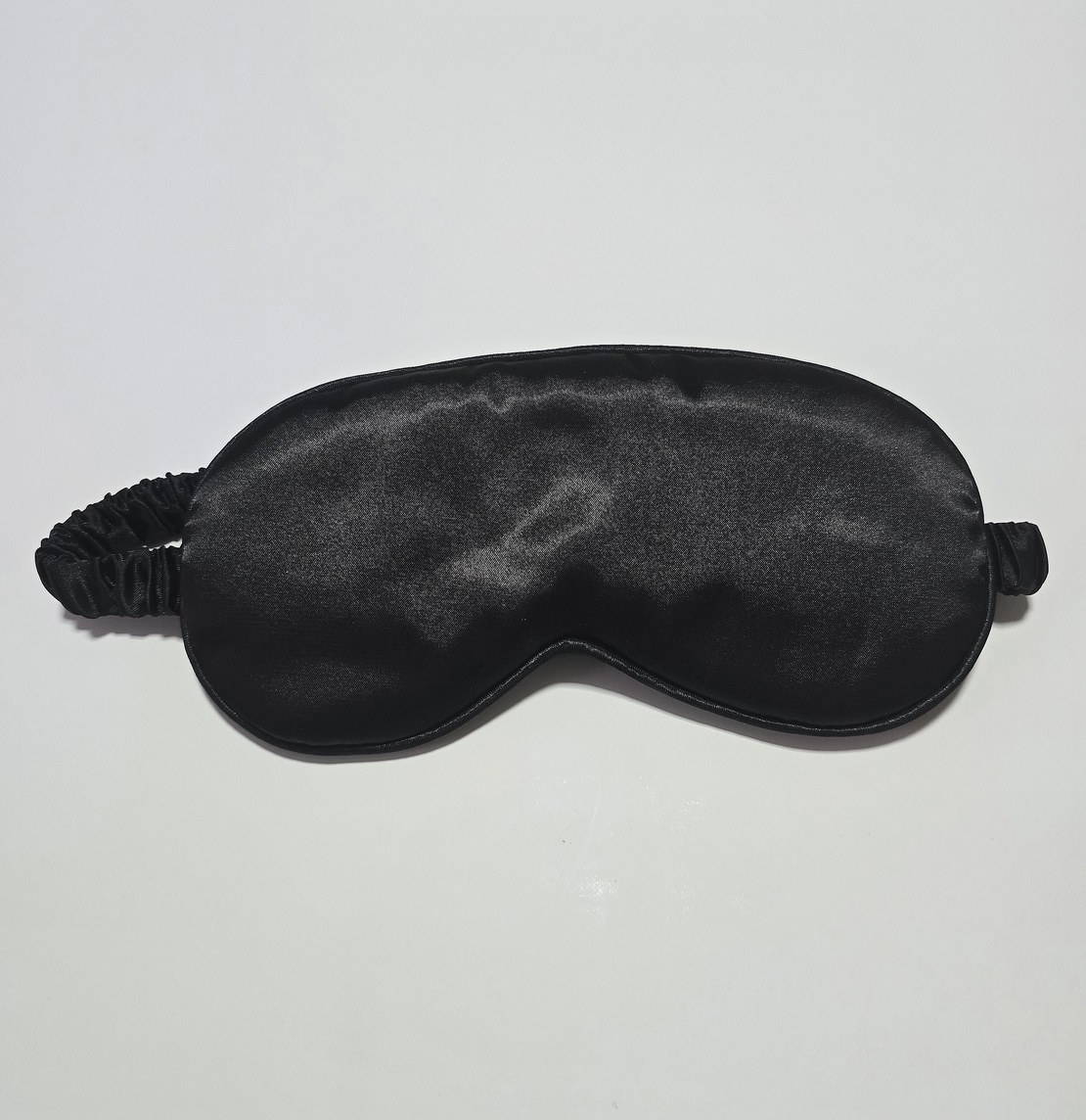 כיסוי עיניים איכותי בצבע שחור
