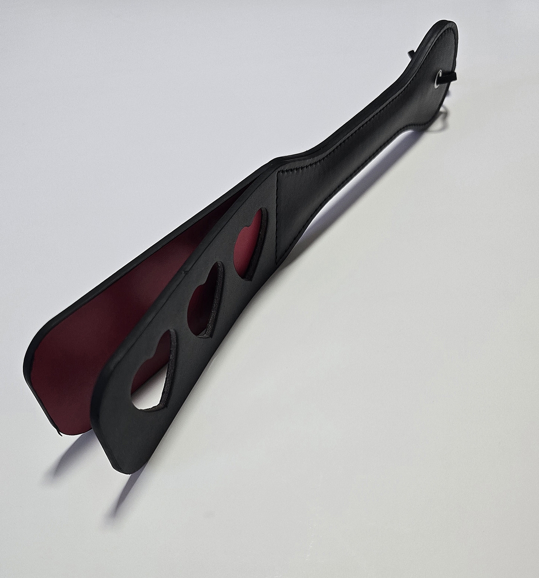 מצליפן דמוי עור לבבות