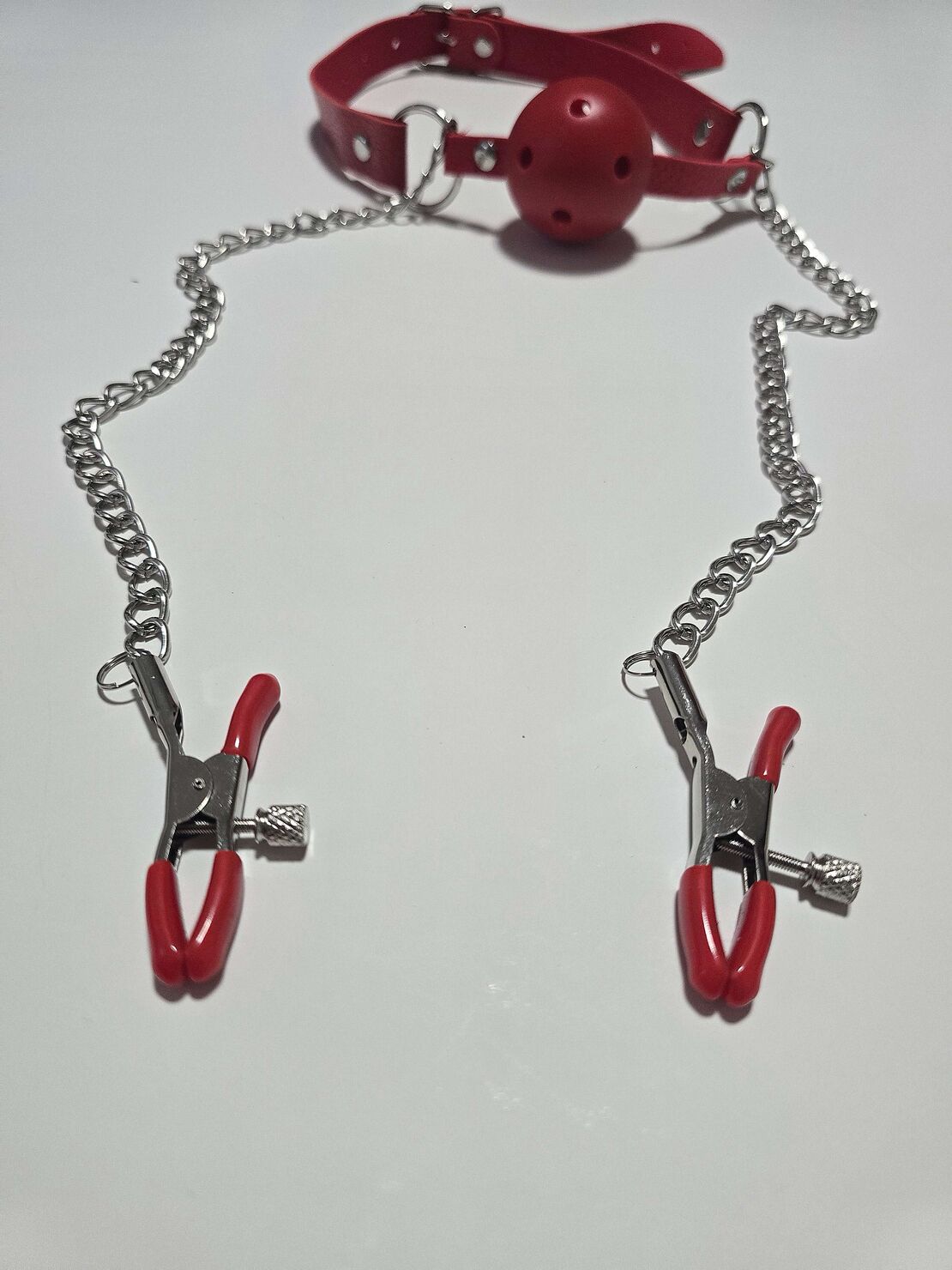 מחסום פה מחובר למצבי פטמות