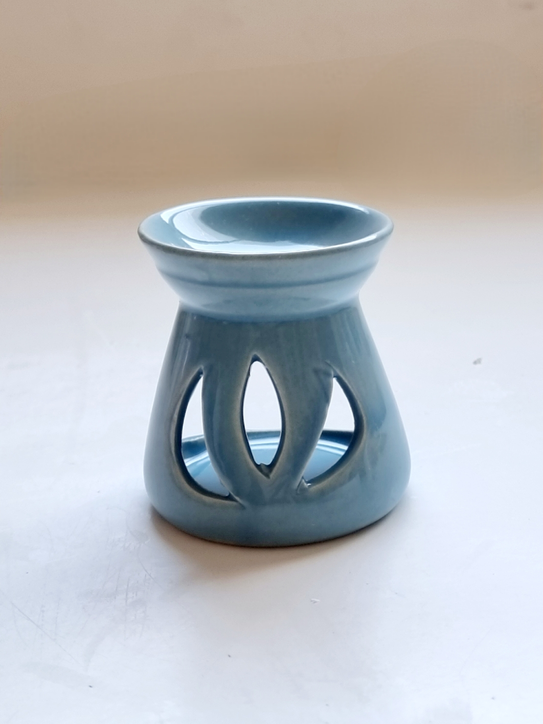 Blue Essential Oil Burner