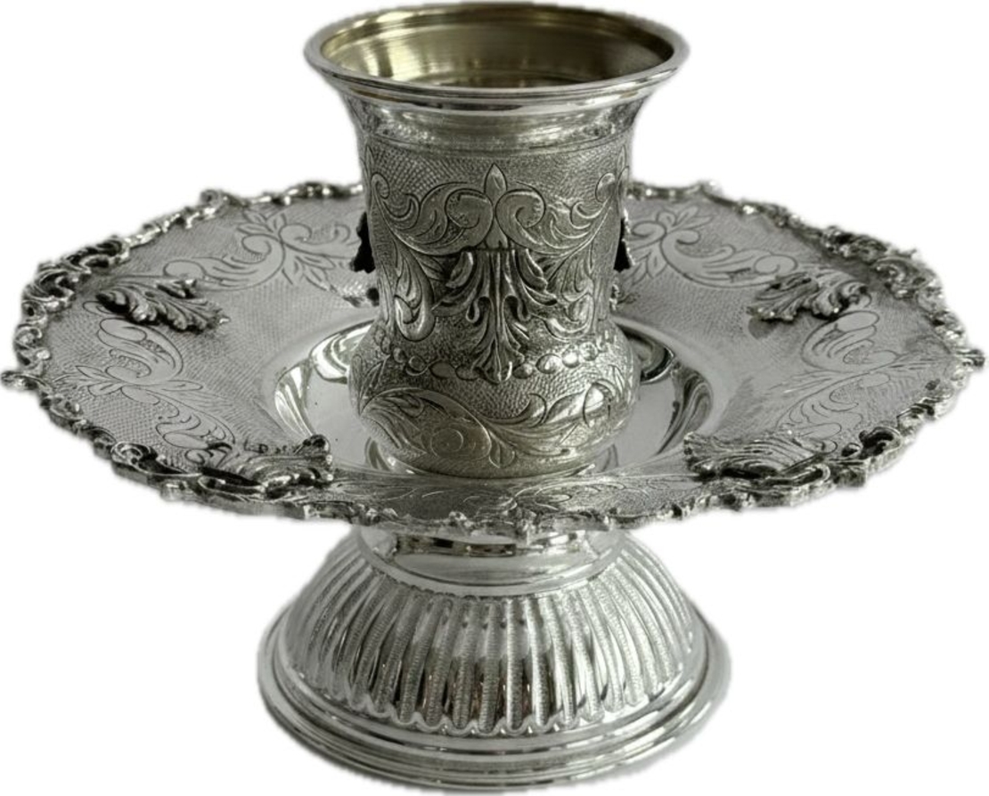 מים אחרונים חתן