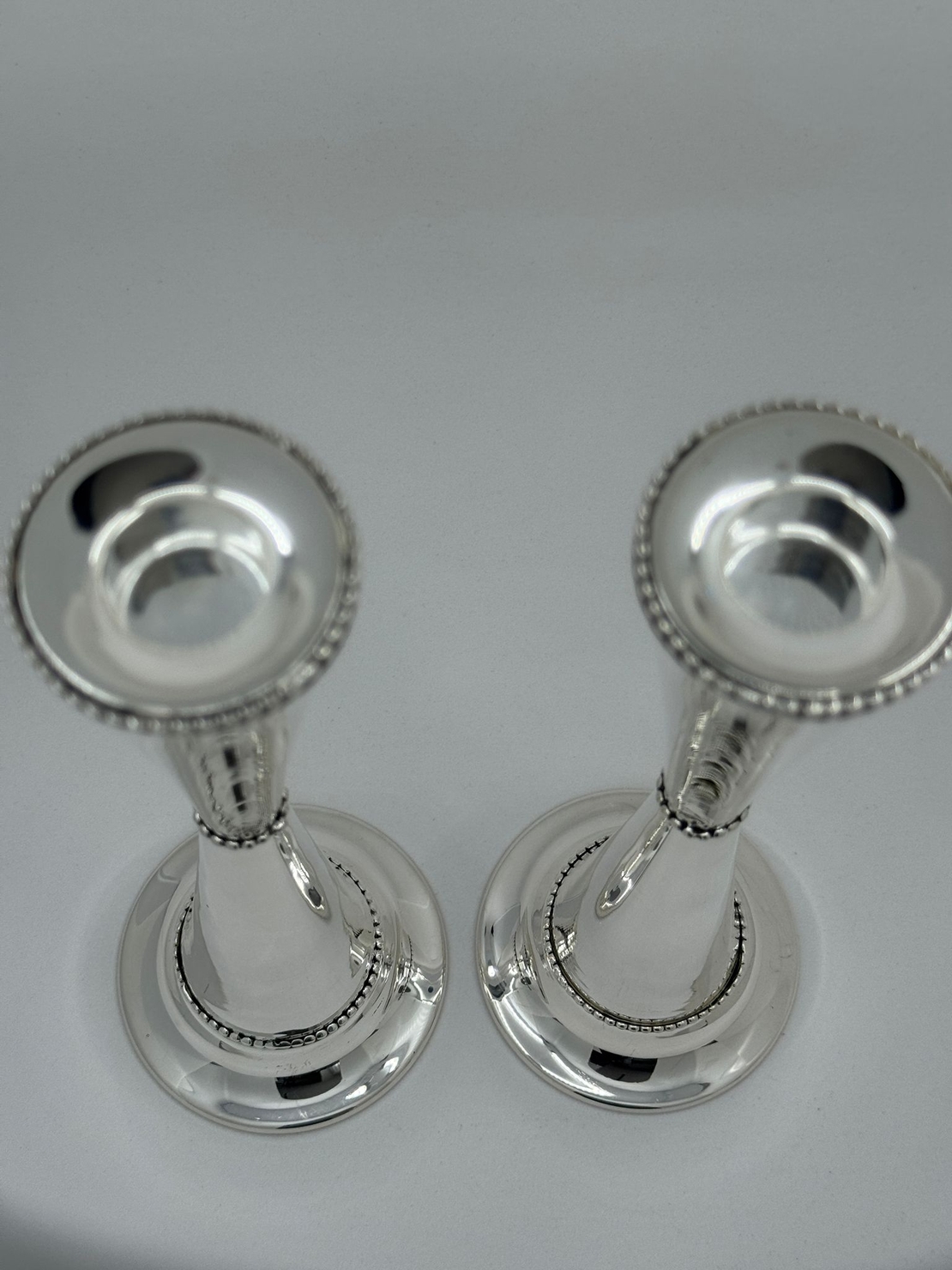 פמוט קונוס חלק