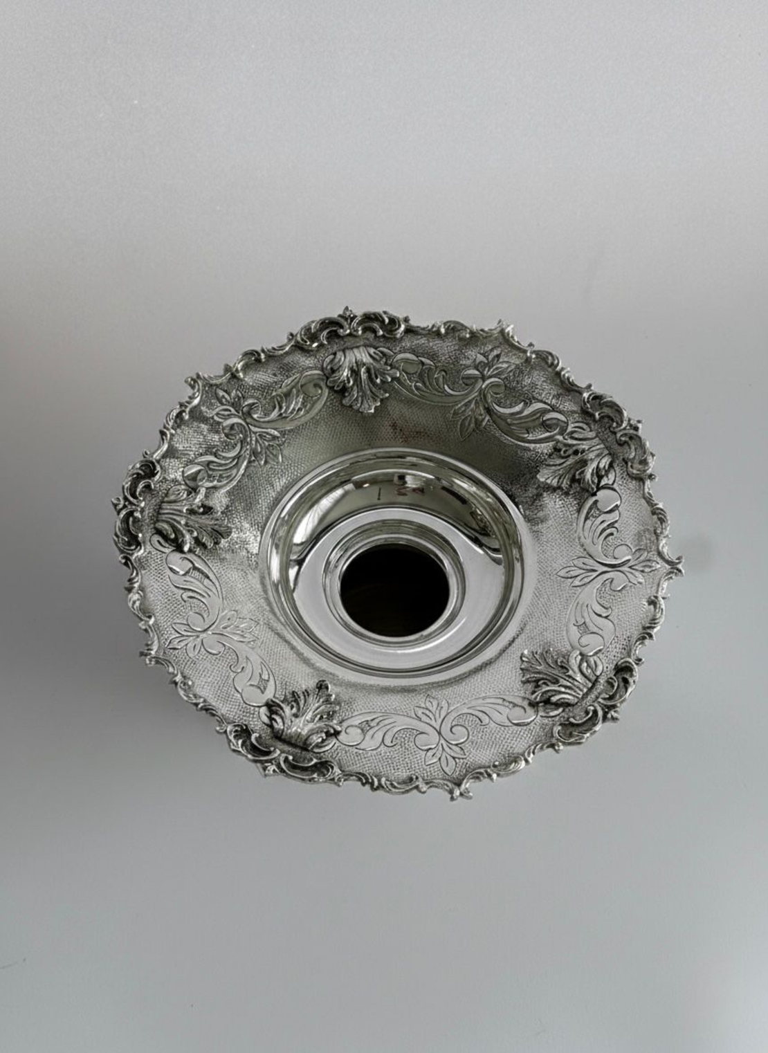 מים אחרונים חתן