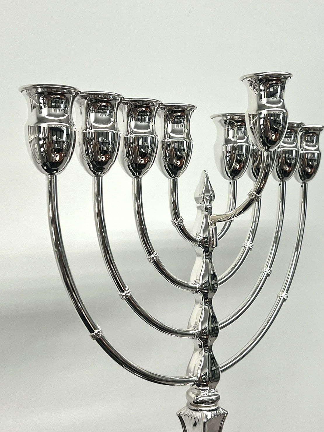 חנוכיה גולן נר עגול