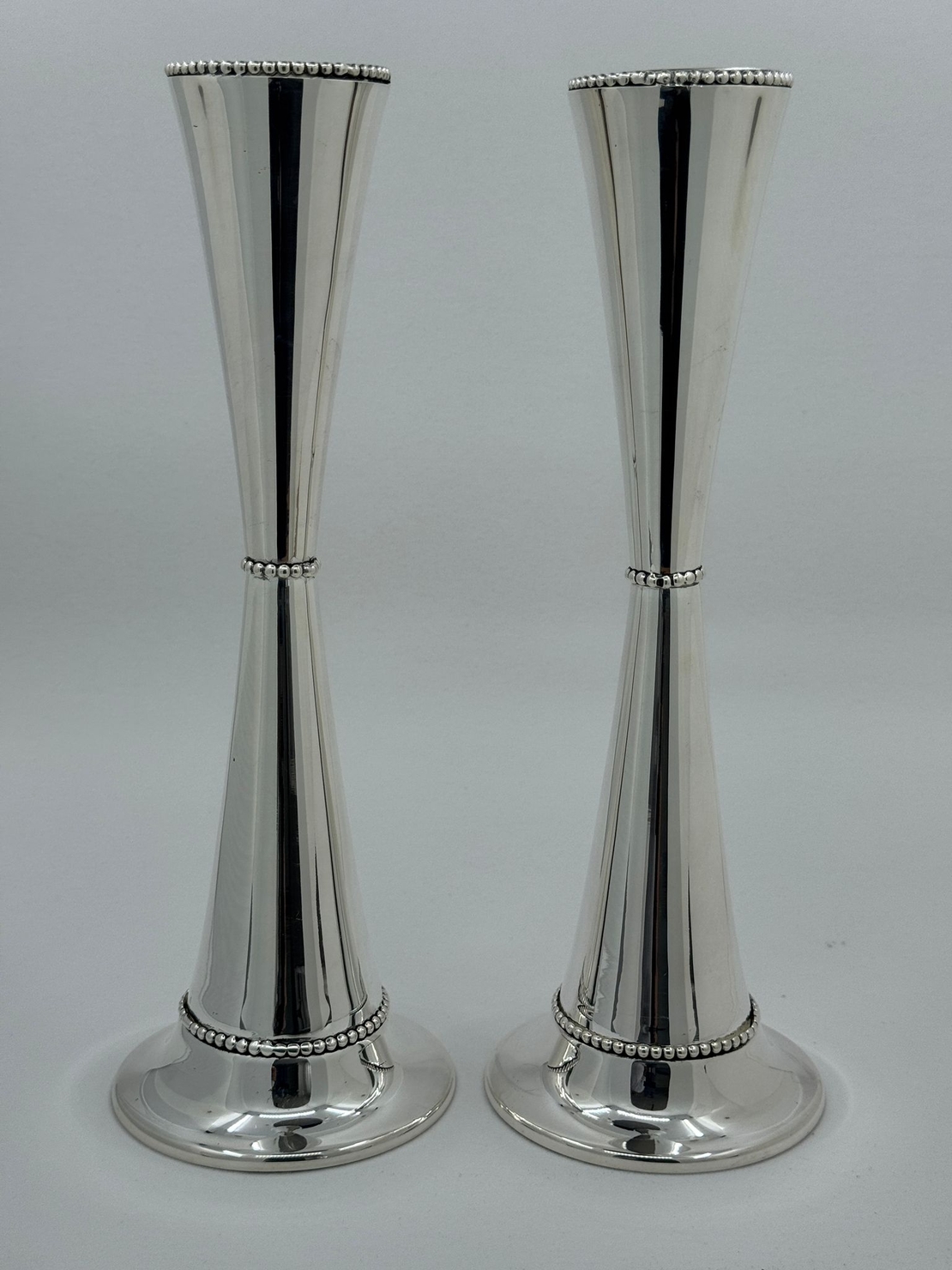 פמוט קונוס חלק