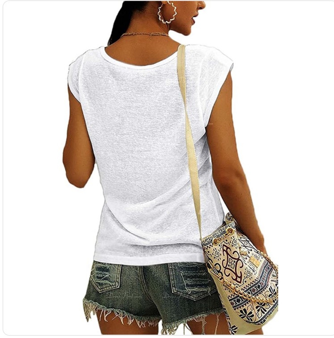 LOVELA Woman T-shirt | Dancing queen