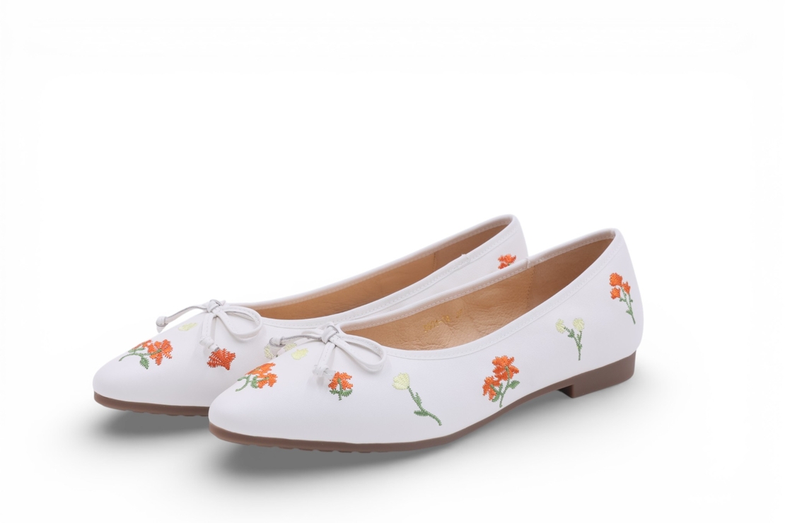 דגם סטלה פרחוני רקום