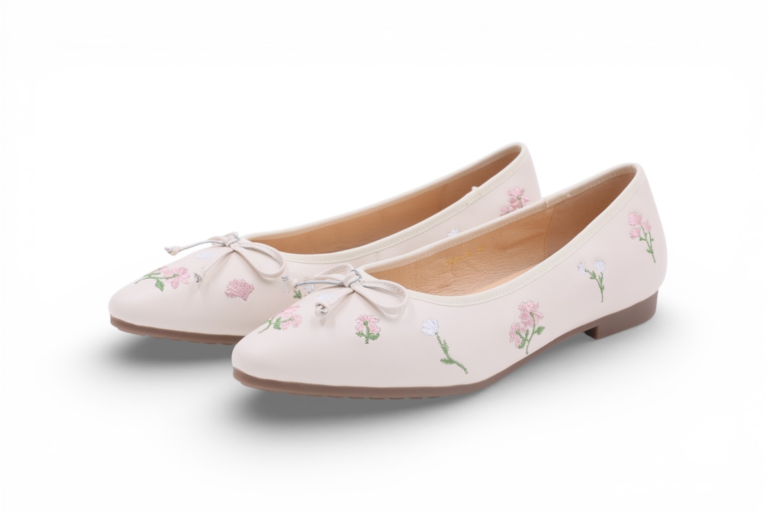 דגם סטלה פרחוני רקום