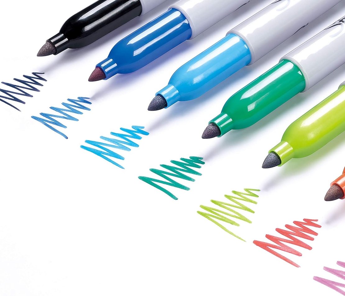 סט טושים פרמננטיים 8 צבעים Sharpie Fine Point