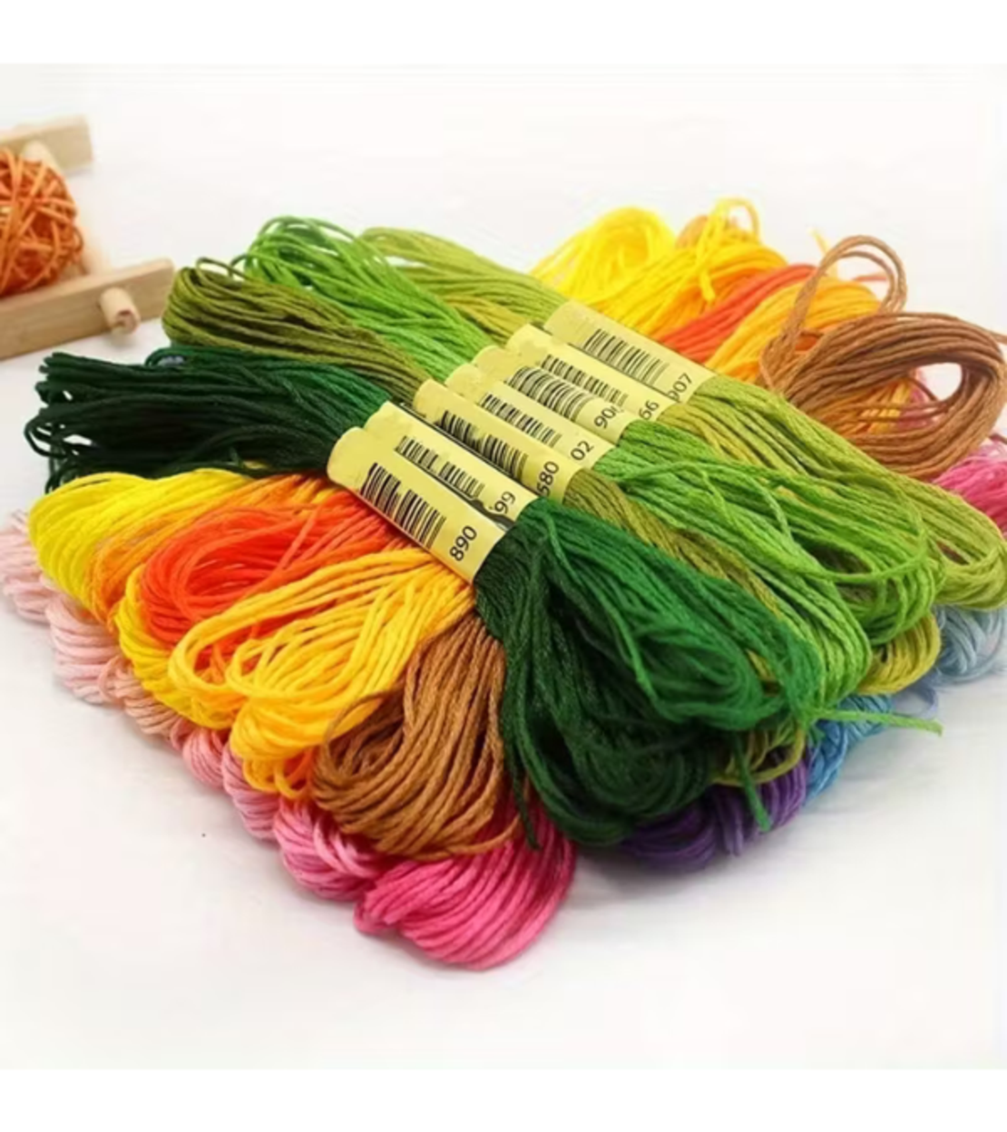 סט חוטי רקמה צבעוניים – 40 יחידות (100% כותנה)