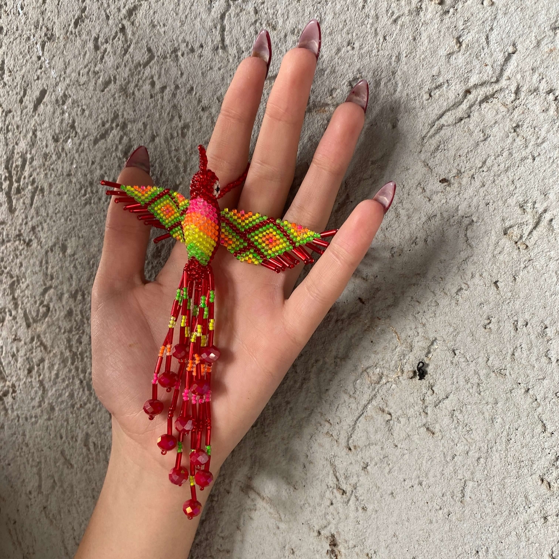 Beaded hummingbird - red