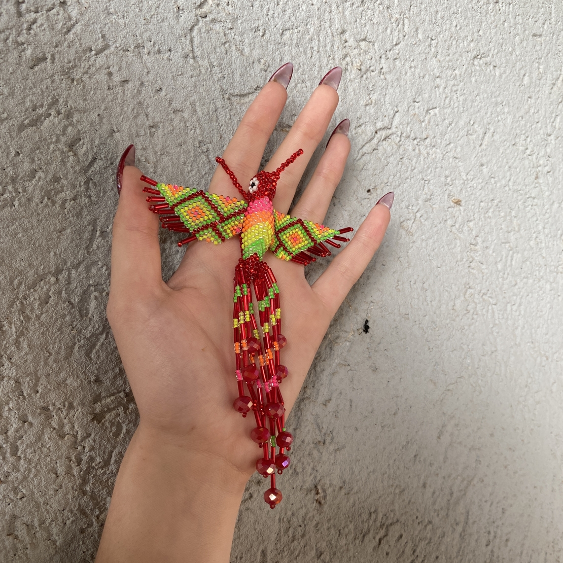 Beaded hummingbird - red