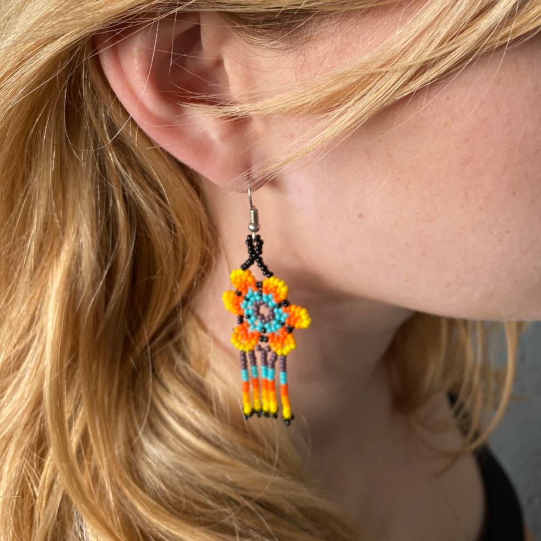 Mexican beaded earrings - flower