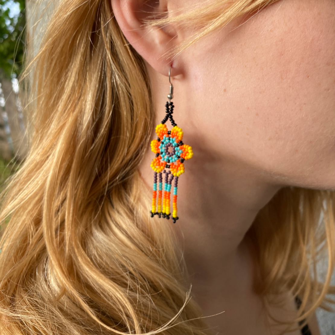 Mexican beaded earrings - flower