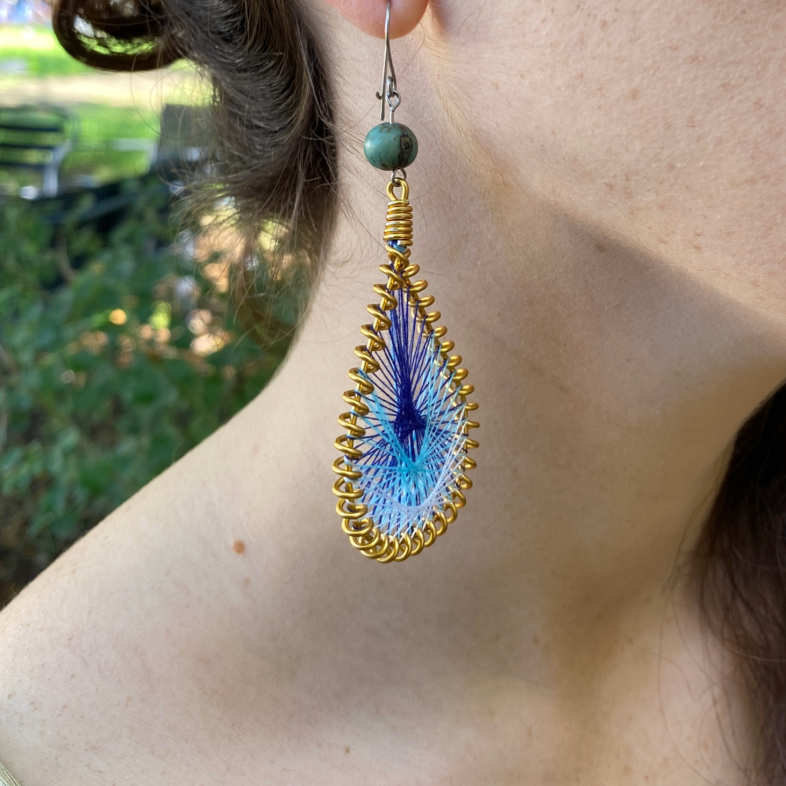 Colorful drop earrings - blue