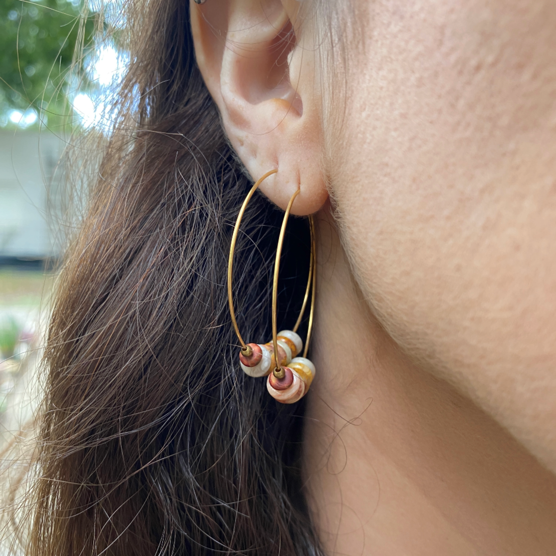 Hoop earrings with stones