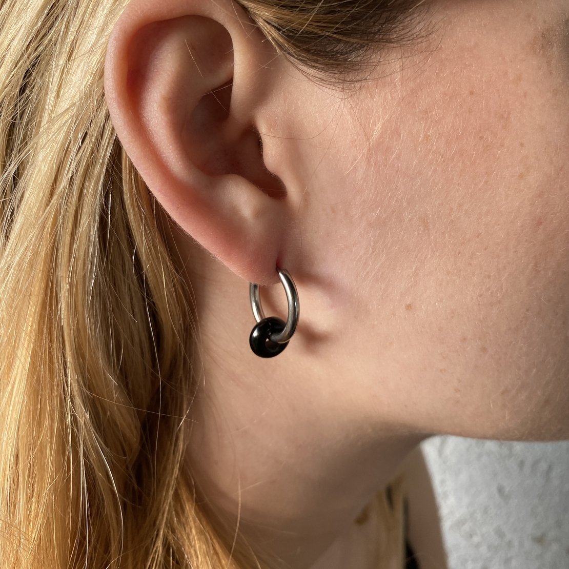 Silver plated hoop earrings with a stone bead - black onyx