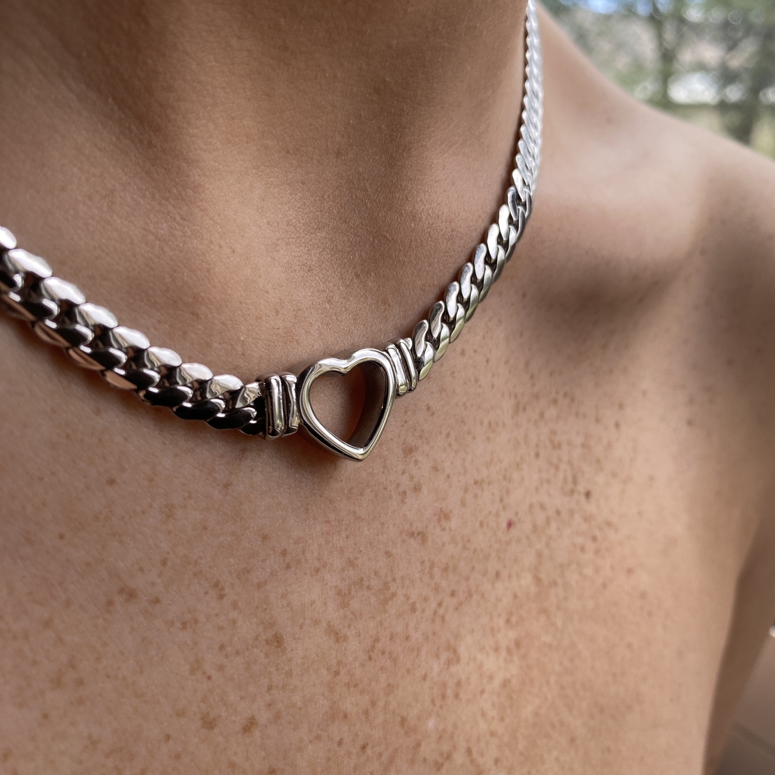 Silver plated chain with heart pendant