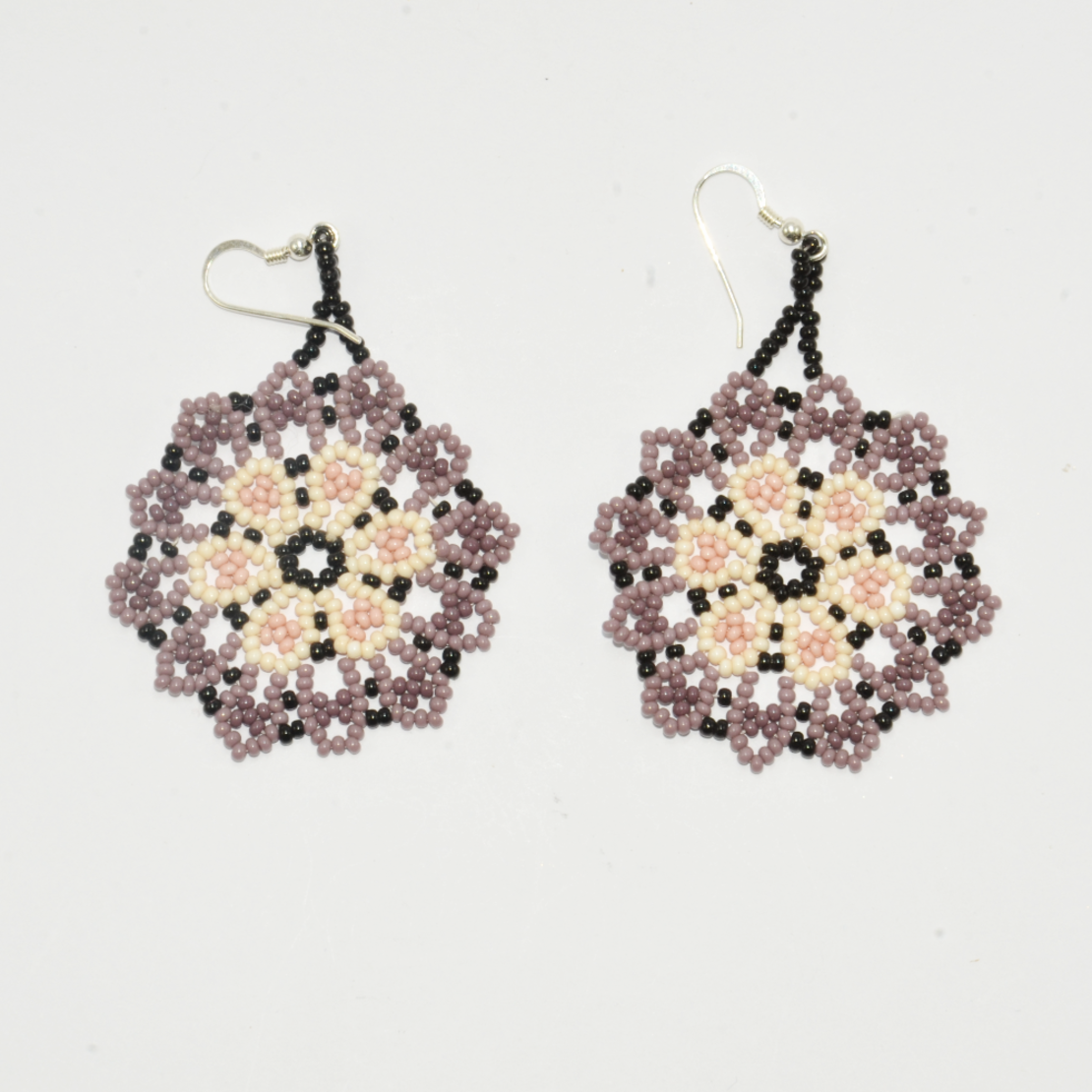 Mexican beaded earrings - lily