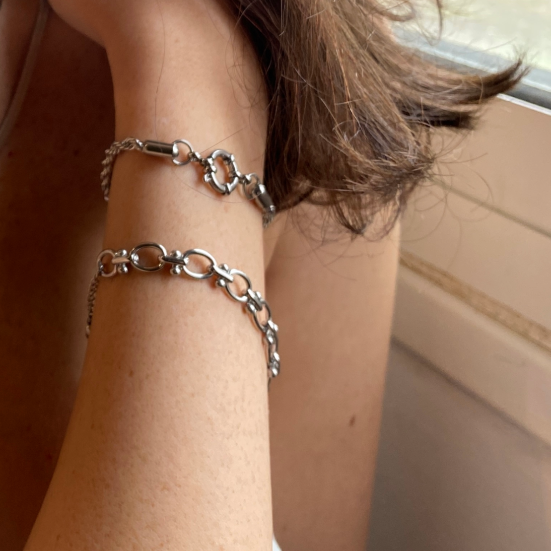 Silver rings bracelet