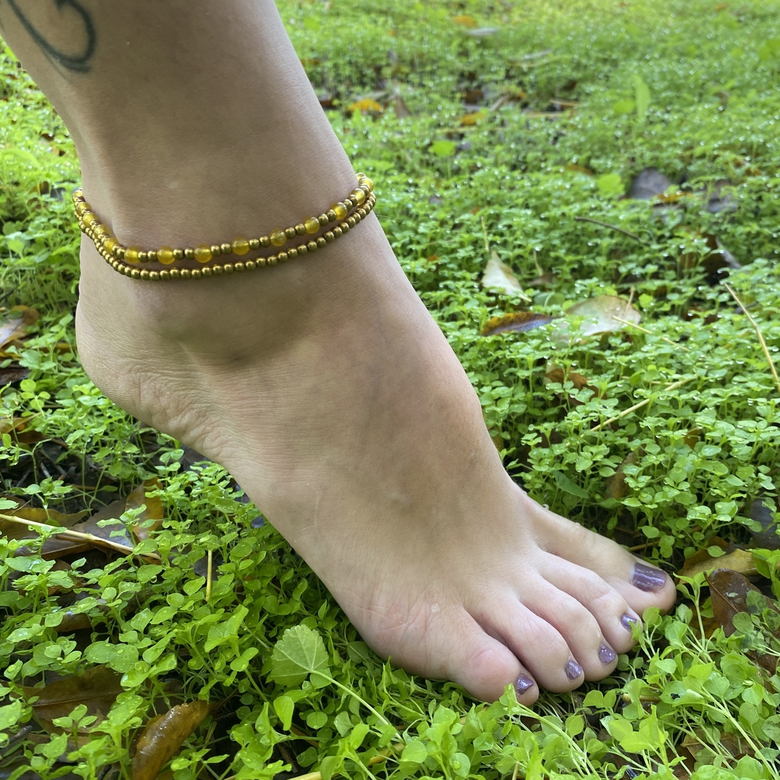 Double beaded anklet - yellow