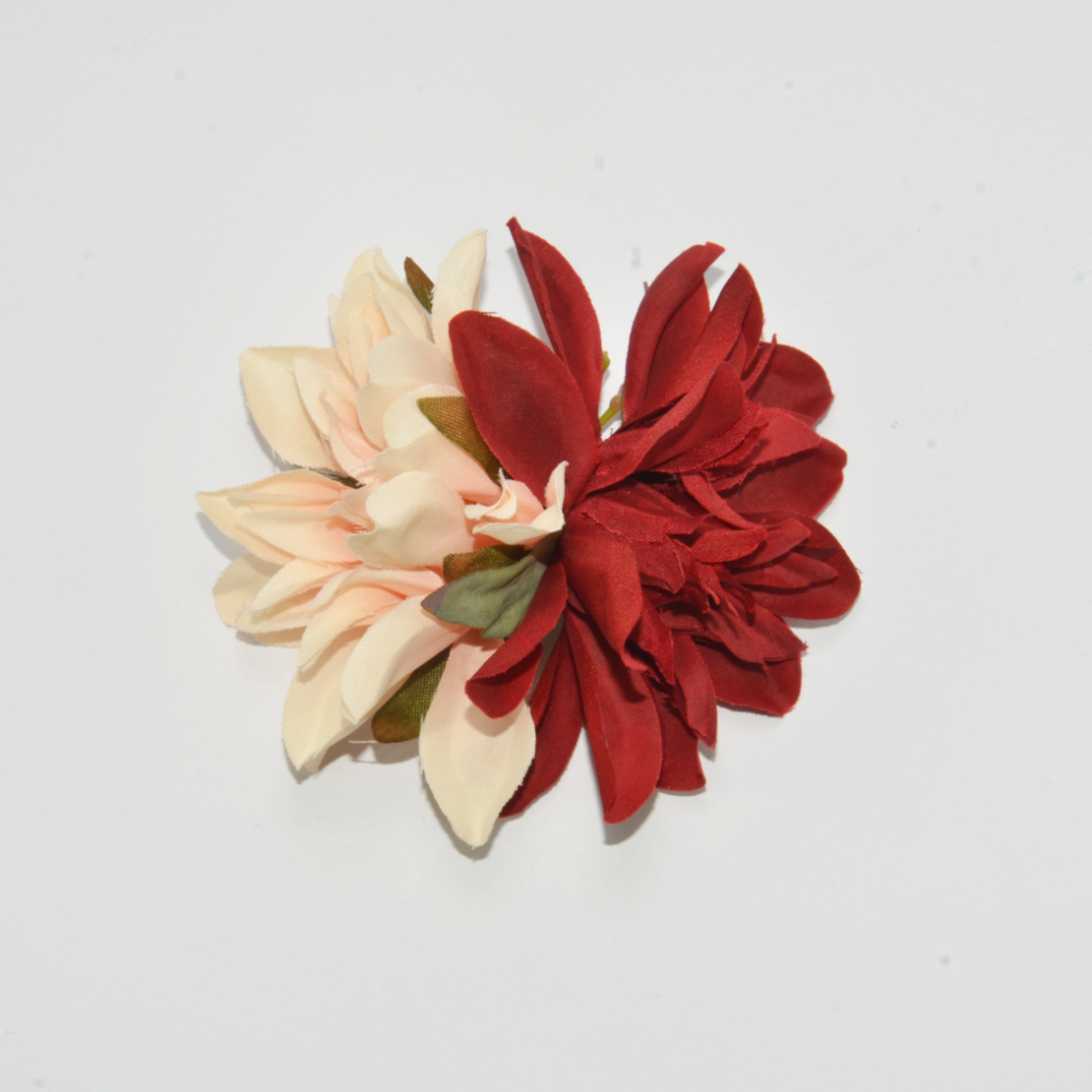 Flower hairclip - love