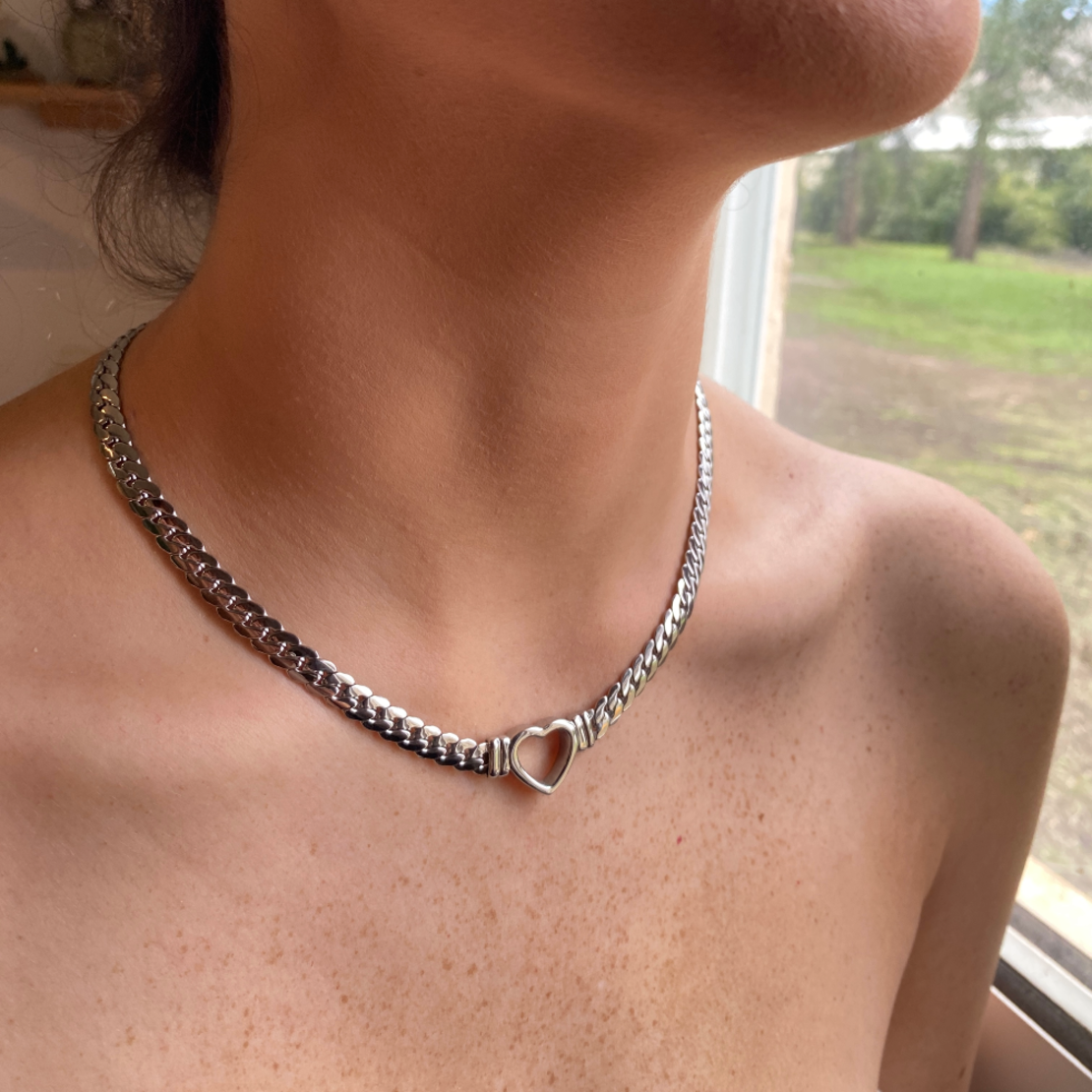 Silver plated chain with heart pendant